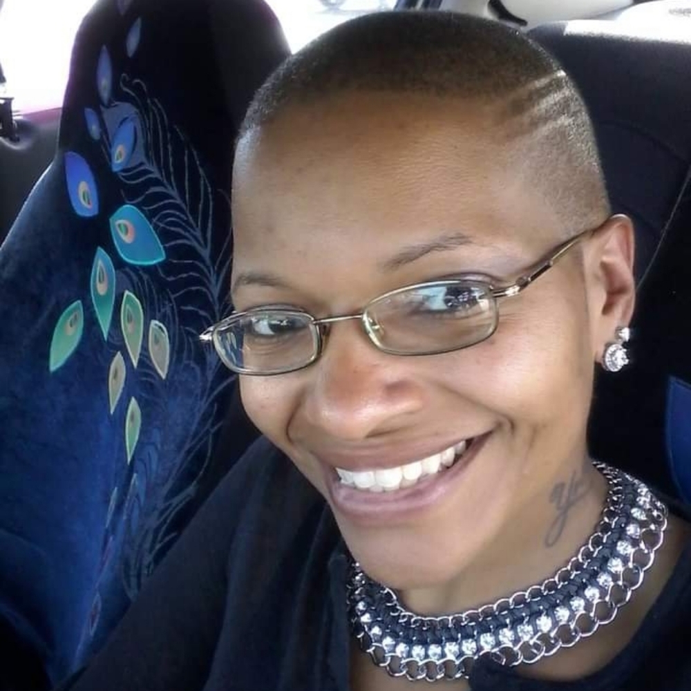 Meet your Posher, Yolanda